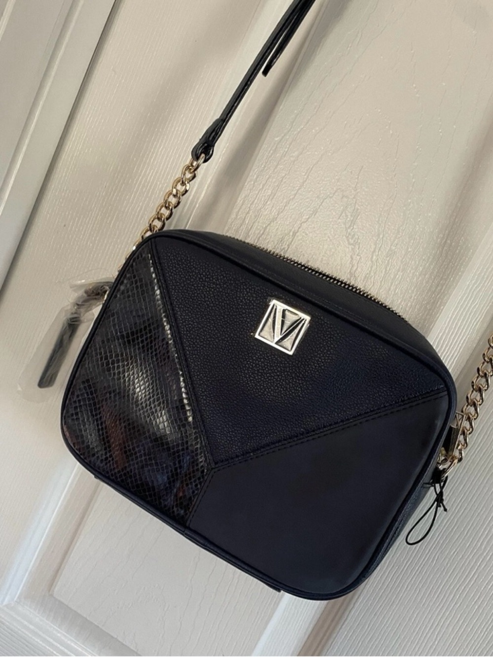Victorias Secret Limited Edition Zip CrossBody Bag || Navy Blue ||  NWT
